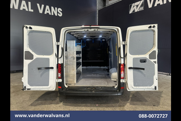 Volkswagen Crafter 2.0 TDI 141pk L3H2 L2H1 Euro6 Airco | Camera | Apple Carplay | Android Auto Parkeersensoren, Bijrijdersbank, 3000kg trekvermogen
