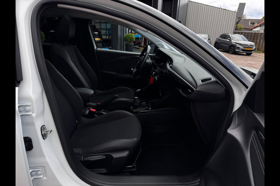 Opel Corsa 1.2 Sport Sky| Panoramadak | Camera | PDC Voor + Achter | Climate control | Stoelverwarming