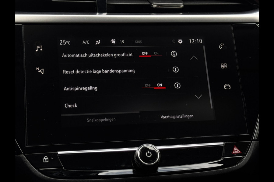 Opel Corsa 1.2 Sport Sky| Panoramadak | Camera | PDC Voor + Achter | Climate control | Stoelverwarming