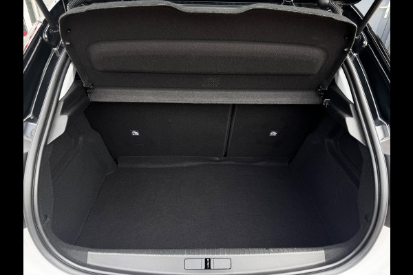 Opel Corsa 1.2 Sport Sky| Panoramadak | Camera | PDC Voor + Achter | Climate control | Stoelverwarming