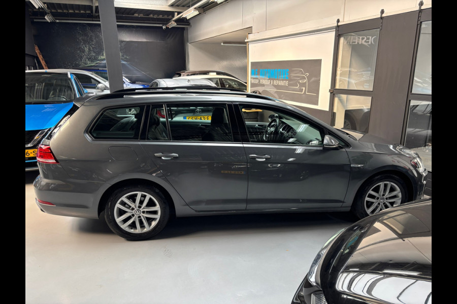 Volkswagen Golf Variant 1.5 TSI Comfortline Business / Camera / Carplay