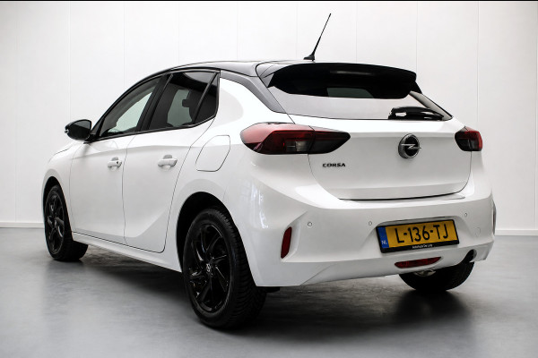 Opel Corsa 1.2 Black & White Edition+ NL-auto [ 1e Eigenaar Dealeronderhouden Carplay Parkeersensoren Cruise Control ]