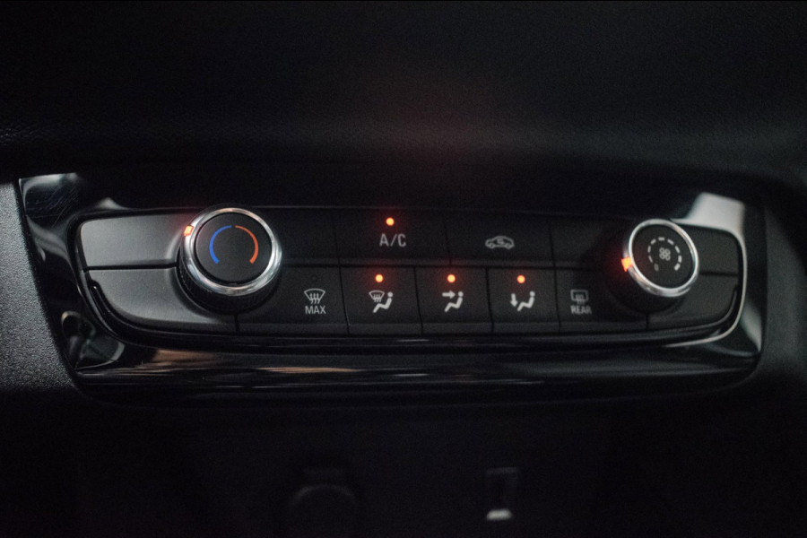 Opel Corsa 1.2 Black & White Edition+ NL-auto [ 1e Eigenaar Dealeronderhouden Carplay Parkeersensoren Cruise Control ]