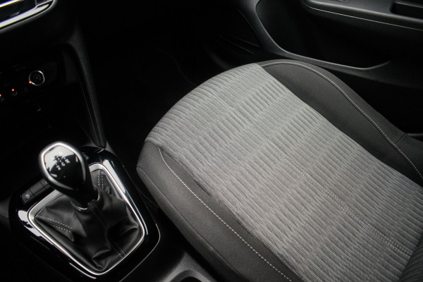 Opel Corsa 1.2 Black & White Edition+ NL-auto [ 1e Eigenaar Dealeronderhouden Carplay Parkeersensoren Cruise Control ]