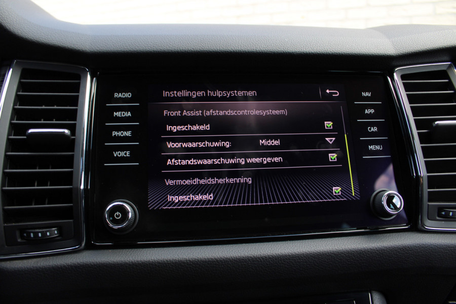 Škoda Kodiaq 1.5 TSI Style | Trekhaak | Stoelverwarming | Memory | Camera | Elekt. achterklep