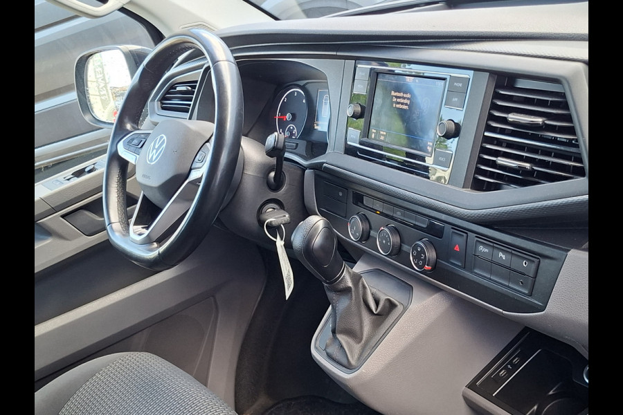 Volkswagen Transporter 2.0 TDI Aut7 Dubb.Cabine 2xSchuifdeur Carplay Trekhaak Bulli