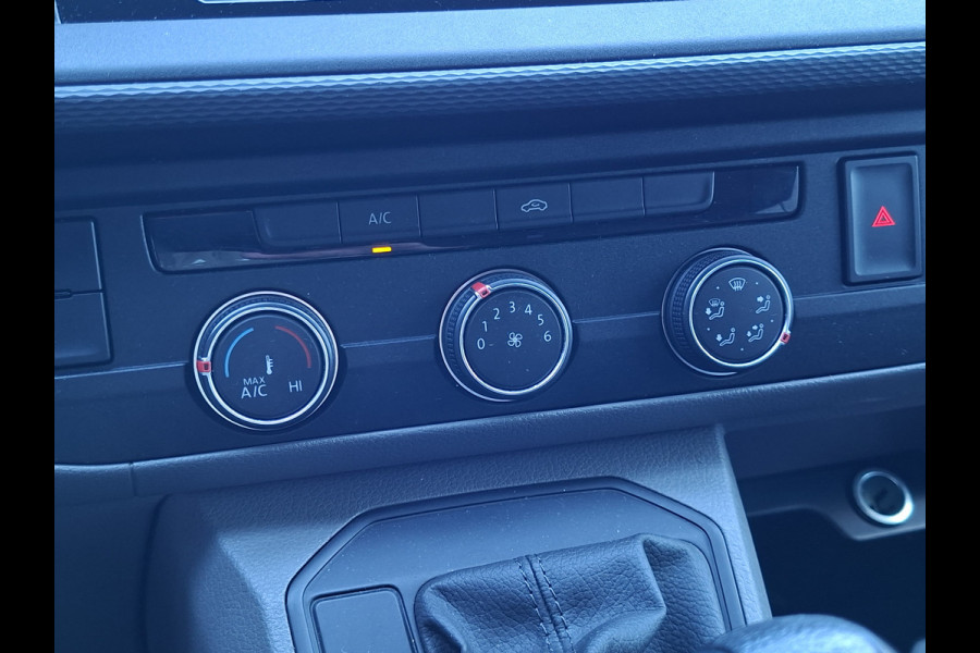 Volkswagen Transporter 2.0 TDI Aut7 Dubb.Cabine 2xSchuifdeur Carplay Trekhaak Bulli