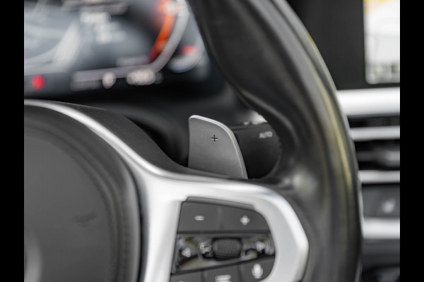 BMW 4 Serie Cabrio 420i M-Sport - Driving Ass Prof - Harman Kardon - Head-Up - Lasers - Nekverwarming