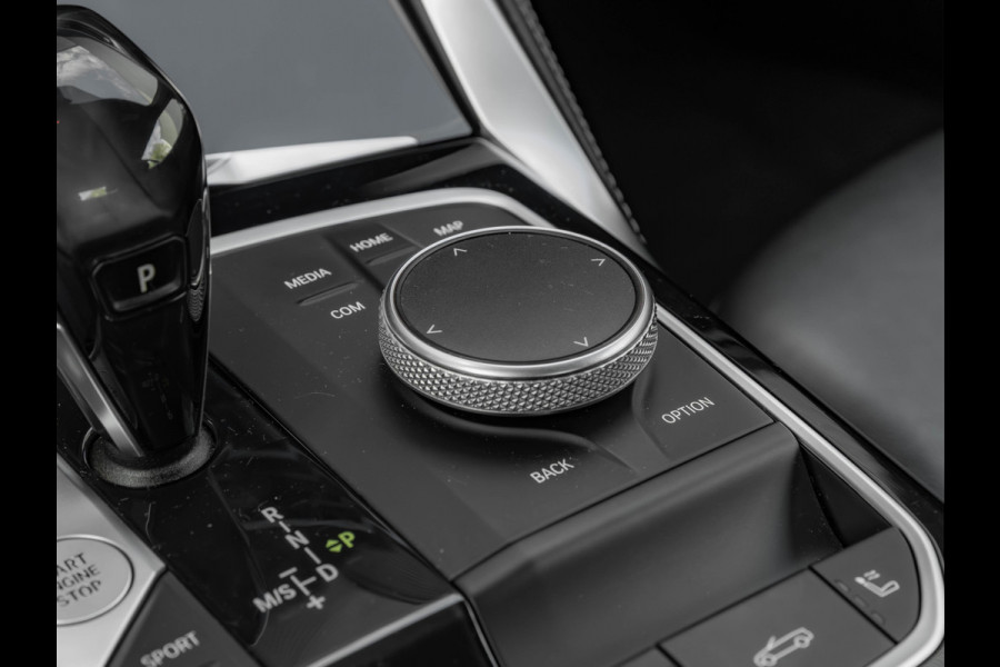 BMW 4 Serie Cabrio 420i M-Sport - Driving Ass Prof - Harman Kardon - Head-Up - Lasers - Nekverwarming
