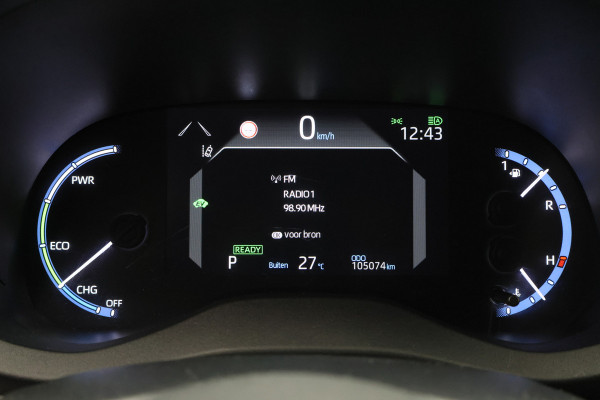 Toyota Yaris Cross 1.5 Hybrid Dynamic Two-Tone, Camera, Keyless, Apple Carplay, ACC, 17"