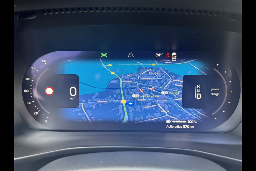 Volvo XC40 Recharge Pro Adaptive Cruise All-Season Banden Panoramadak AppleCarplay Elec. inklapbare trekhaak Leder/Alcantara Wifi