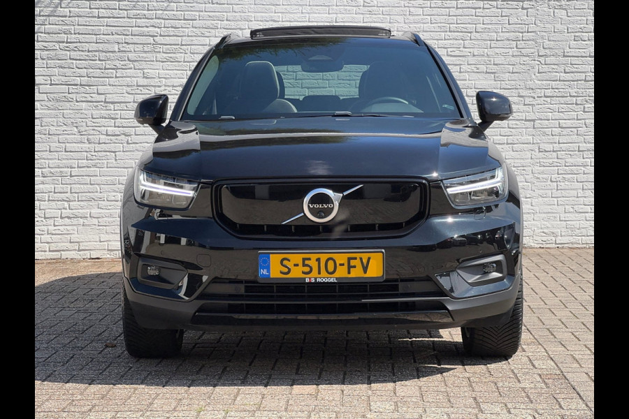 Volvo XC40 Recharge Pro Adaptive Cruise All-Season Banden Panoramadak AppleCarplay Elec. inklapbare trekhaak Leder/Alcantara Wifi