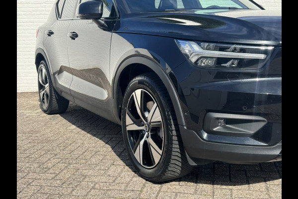 Volvo XC40 Recharge Pro Adaptive Cruise All-Season Banden Panoramadak AppleCarplay Elec. inklapbare trekhaak Leder/Alcantara Wifi