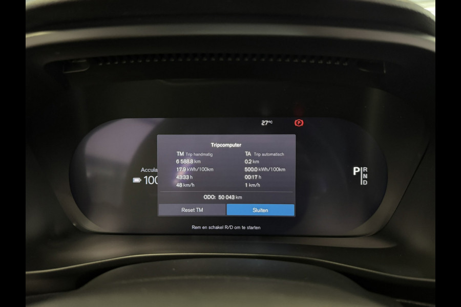 Volvo XC40 Recharge Pro Adaptive Cruise All-Season Banden Panoramadak AppleCarplay Elec. inklapbare trekhaak Leder/Alcantara Wifi