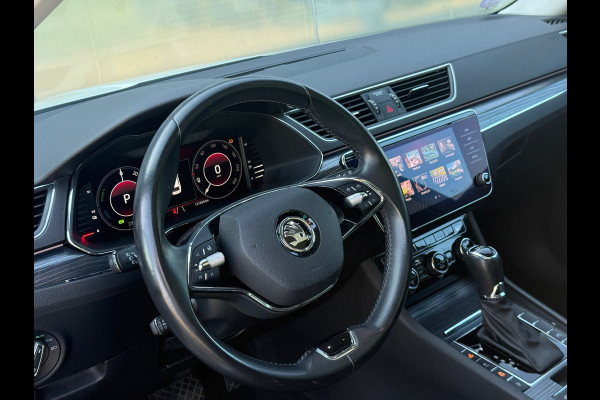 Škoda Superb Combi 1.4 TSI iV Sportline Pano|Sfeer|ACC|Dodehoek|Dealer Onderhouden