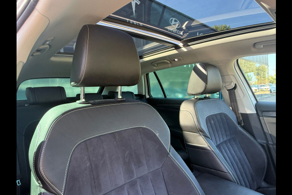 Škoda Superb Combi 1.4 TSI iV Sportline Pano|Sfeer|ACC|Dodehoek|Dealer Onderhouden
