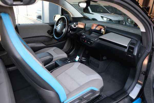 BMW i3 Executive Edition 120Ah 42 kWh |85.583km| Navi/Camera/Stoelverwarming NIEUWSTAAT