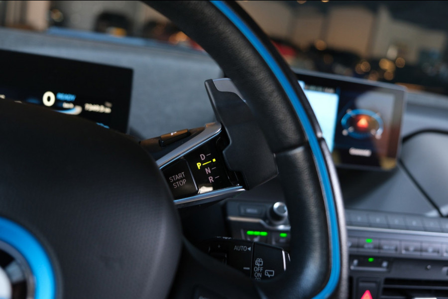 BMW i3 Executive Edition 120Ah 42 kWh |85.583km| Navi/Camera/Stoelverwarming NIEUWSTAAT