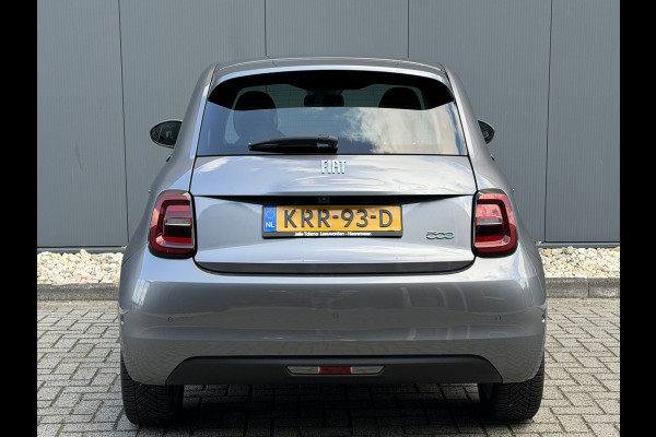 Fiat 500 Urban 42 kWh | Pack Style | Pack comfort | Carplay/Android | Camera | Cruisecontrol | Climate | 16'' LMV | Stoelverwarming