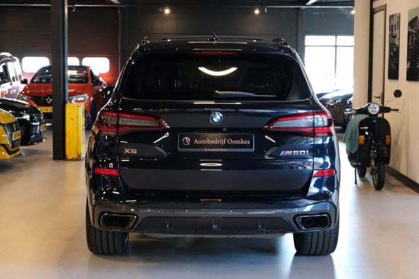 BMW X5 M50i High Executive |84.464km| 530pk V8 *Panodal/Leder/Camera/21 Inch Breedset