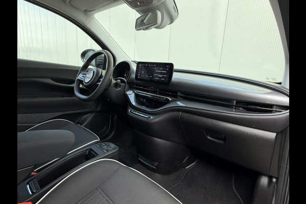 Fiat 500 Urban 42 kWh | Pack Style | Pack comfort | Carplay/Android | Camera | Cruisecontrol | Climate | 16'' LMV | Stoelverwarming
