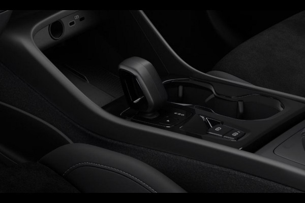Volvo XC40 B4 211PK Automaat Plus Black Edition