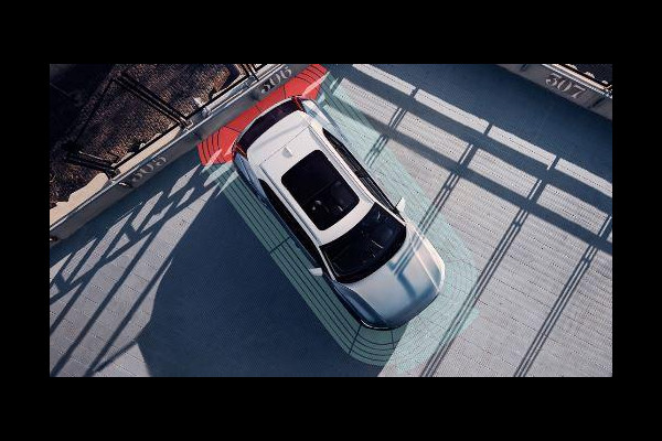 Volvo XC40 B4 211PK Automaat Plus Black Edition