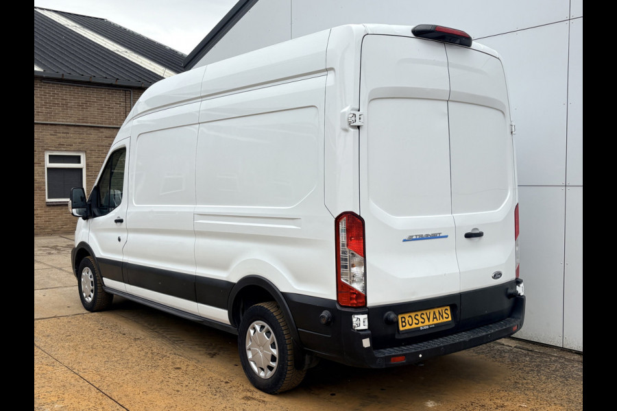 Ford E-Transit 68kWh 184PK L3H3 317km WLTP Snelladen Camera Cruise control Climate control Carplay Navigatie Laadkabel Parkeersensoren