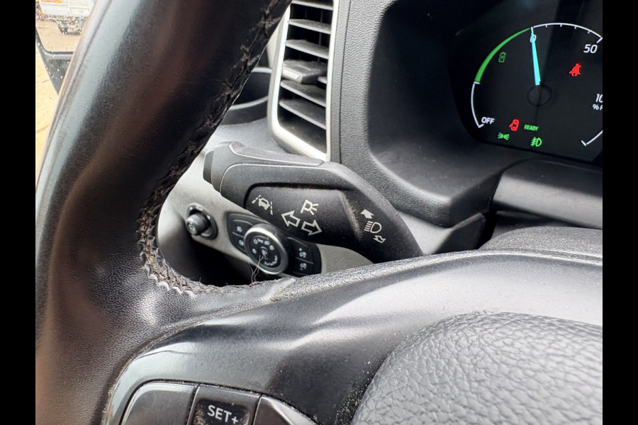 Ford E-Transit 68kWh 184PK L3H3 317km WLTP Snelladen Camera Cruise control Climate control Carplay Navigatie Laadkabel Parkeersensoren