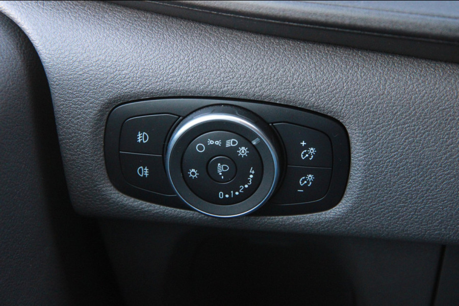Ford Transit Custom 300 2.0 TDCI L2H1 Trend Camera / Sync 3 / 3 zits
