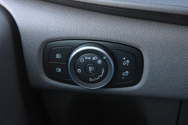 Ford Transit Custom 300 2.0 TDCI L2H1 Trend Camera / Sync 3 / 3 zits