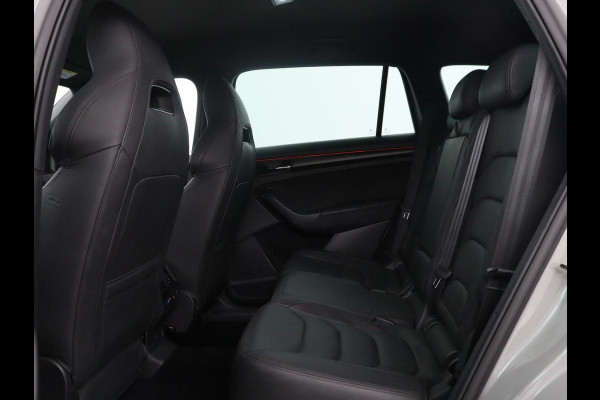 Škoda Kodiaq 1.5 TSI Sportline Business | Leder | Memory | Adaptive cruise | Stoelverwarming | Camera | Park assist | Sfeerverlichting | Bluetooth | Navigatie | Elektrische achterklep | Trekhaak
