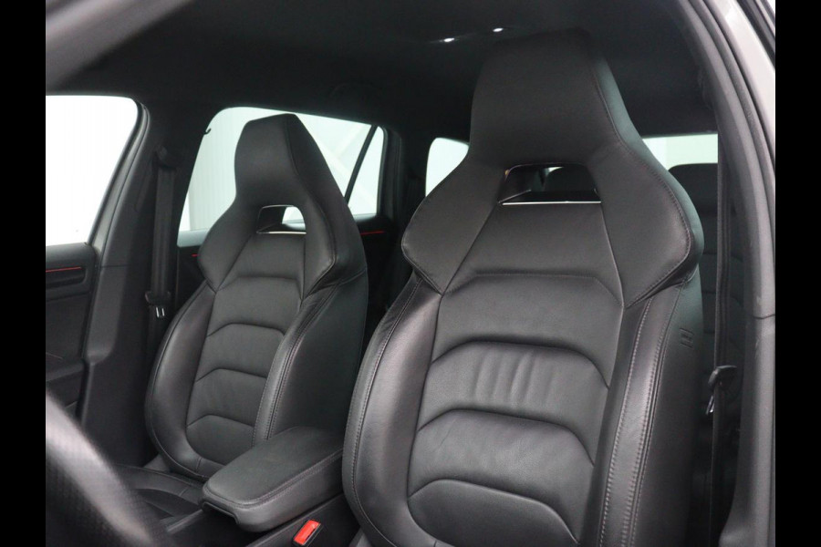 Škoda Kodiaq 1.5 TSI Sportline Business | Leder | Memory | Adaptive cruise | Stoelverwarming | Camera | Park assist | Sfeerverlichting | Bluetooth | Navigatie | Elektrische achterklep | Trekhaak