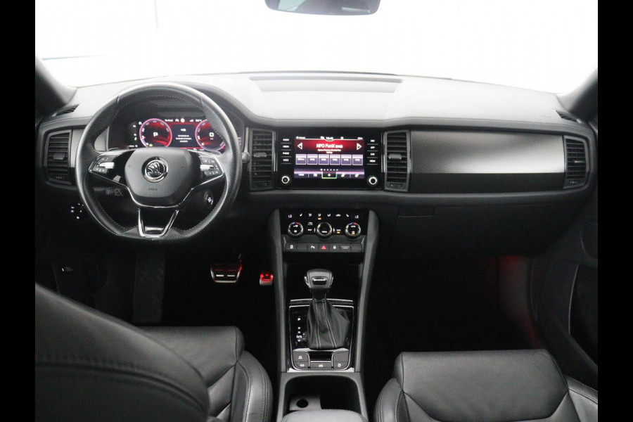 Škoda Kodiaq 1.5 TSI Sportline Business | Leder | Memory | Adaptive cruise | Stoelverwarming | Camera | Park assist | Sfeerverlichting | Bluetooth | Navigatie | Elektrische achterklep | Trekhaak