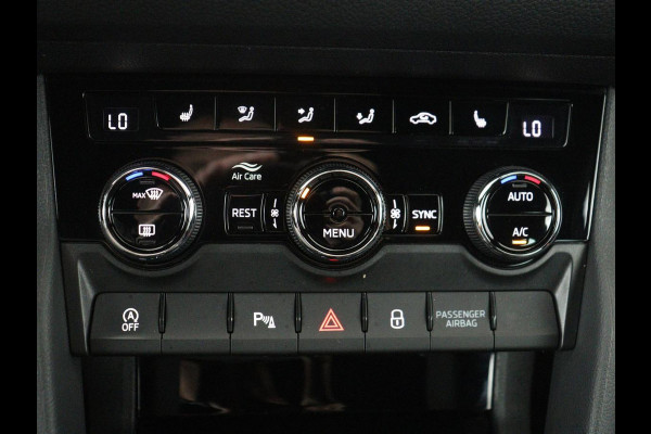 Škoda Kodiaq 1.5 TSI Sportline Business | Leder | Memory | Adaptive cruise | Stoelverwarming | Camera | Park assist | Sfeerverlichting | Bluetooth | Navigatie | Elektrische achterklep | Trekhaak