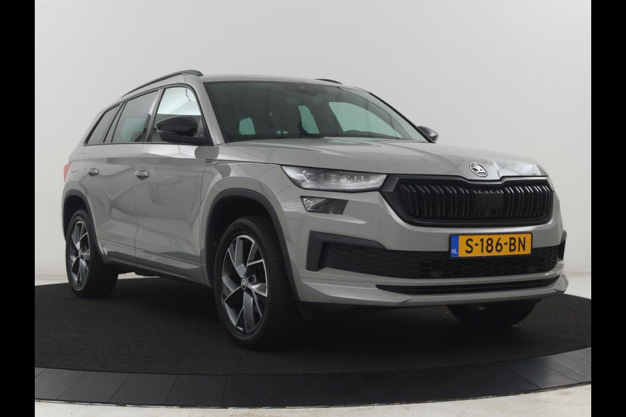 Škoda Kodiaq 1.5 TSI Sportline Business | Leder | Memory | Adaptive cruise | Stoelverwarming | Camera | Park assist | Sfeerverlichting | Bluetooth | Navigatie | Elektrische achterklep | Trekhaak