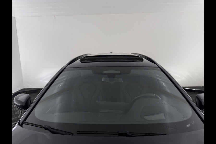 BMW 5 Serie Touring 530e xDrive Business Edition Plus M-Sportpack (Plug-in) {SoH-96%} (INCL.BTW) *PANO | HEAD-UP | LEATHER | FULL-LED | MEMORY-PACK | HARMAN/KARDON | BLINDSPOT | DIGI-COCKPIT | CAMERA | NAVI-FULLMAP | PRIVACY-GLASS | SHIFTPADDLES | ECC | PDC | 18''ALU