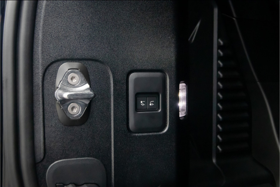 Land Rover Defender 90 3.0 D200 S Commercial Luchtvering -Laag schot -