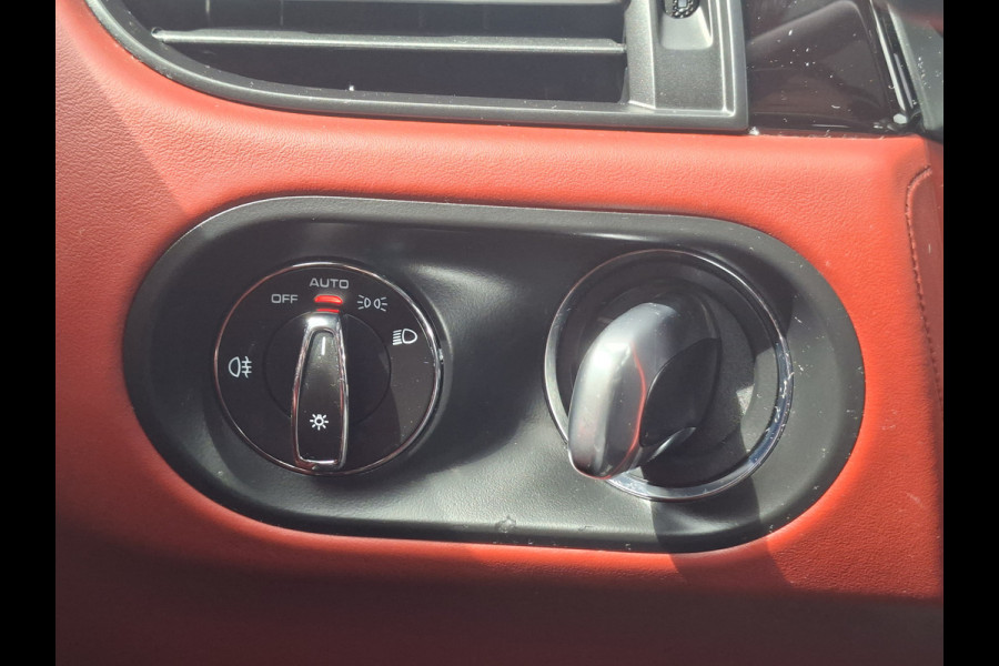 Porsche Macan 3.0 S 354PK Adap.Cruise Pano Luchtv Carplay Krijtgrijs Memory BOSE