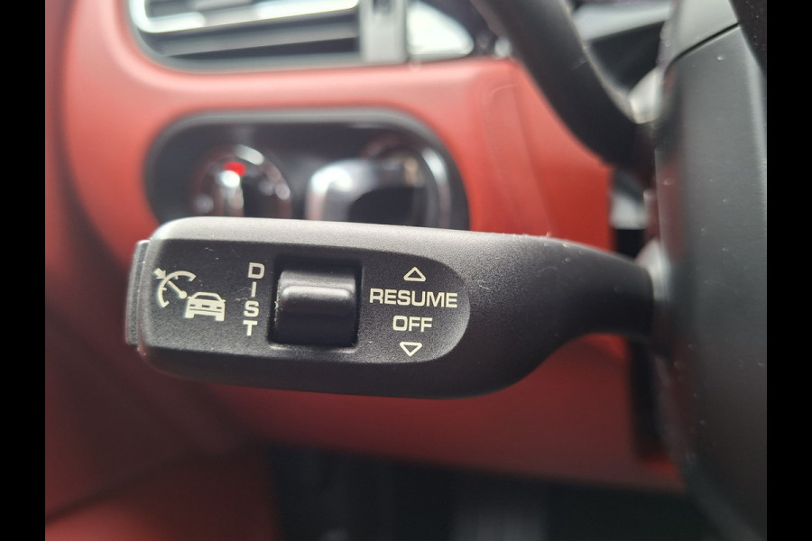 Porsche Macan 3.0 S 354PK Adap.Cruise Pano Luchtv Carplay Krijtgrijs Memory BOSE