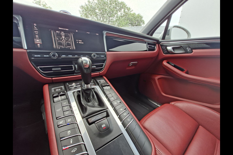 Porsche Macan 3.0 S 354PK Adap.Cruise Pano Luchtv Carplay Krijtgrijs Memory BOSE