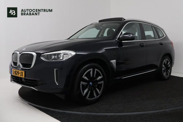 BMW iX3 Executive 80 kWh (SOH 99,4%, PANORAMADAK, CAMERA, STOELVERWARMING, CRUISE ADAPTIEF, SFEERVERLICHTING)
