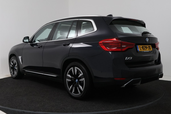 BMW iX3 Executive 80 kWh (SOH 99,4%, PANORAMADAK, CAMERA, STOELVERWARMING, CRUISE ADAPTIEF, SFEERVERLICHTING)