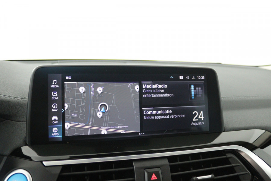 BMW iX3 Executive 80 kWh (SOH 99,4%, PANORAMADAK, CAMERA, STOELVERWARMING, CRUISE ADAPTIEF, SFEERVERLICHTING)