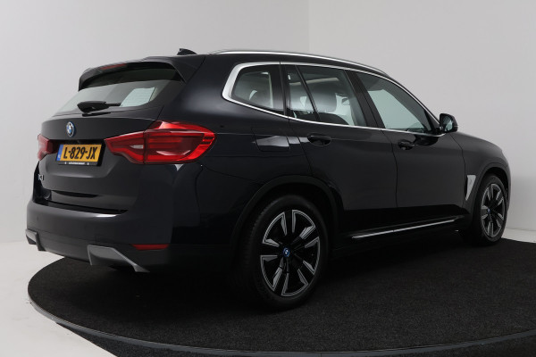 BMW iX3 Executive 80 kWh (SOH 99,4%, PANORAMADAK, CAMERA, STOELVERWARMING, CRUISE ADAPTIEF, SFEERVERLICHTING)