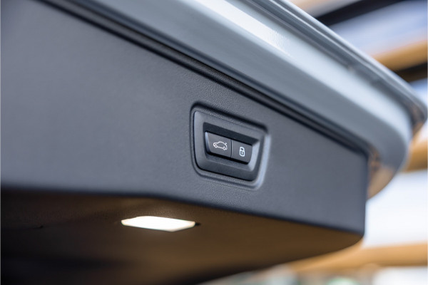 BMW 5 Serie Touring M5 - Panorama | Bowers & Wilkins | Brooklyn Grau | Stoelkoeling