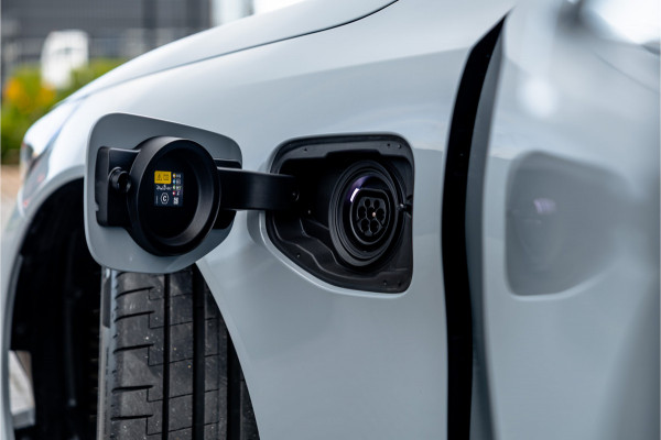 BMW 5 Serie Touring M5 - Panorama | Bowers & Wilkins | Brooklyn Grau | Stoelkoeling