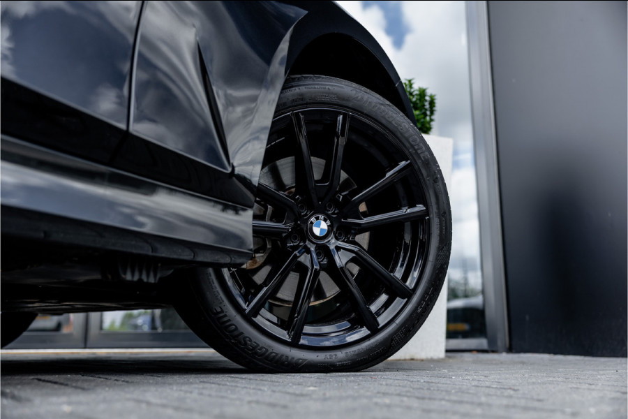 BMW 3 Serie Touring 330e xDrive - Elek. Trekhaak | 360 Camera | ACC