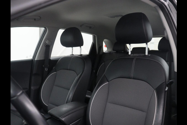 Kia e-Niro ComfortLine 64 kWh | SOH 93,9% | Half leder | Adaptive cruise | Carplay | Navigatie | Bluetooth | Camera | Climate control | Park assist | Trekhaak