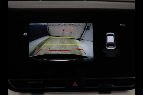 Kia e-Niro ComfortLine 64 kWh | SOH 93,9% | Half leder | Adaptive cruise | Carplay | Navigatie | Bluetooth | Camera | Climate control | Park assist | Trekhaak
